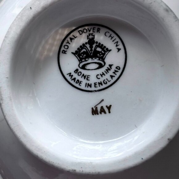 Royal Dover Lily of the Valley Teacup & Saucer Fine Bone China England - Picture 5 of 10